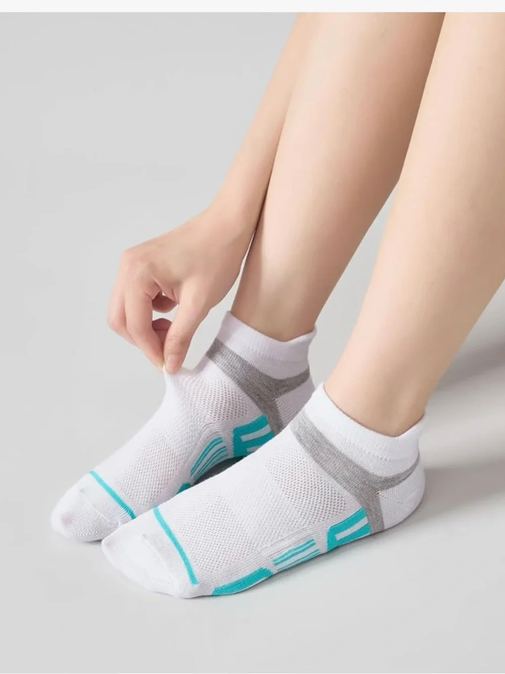 15 Pairs Womens Ankle Socks Lightweight Breathable Casual Low Cut Socks